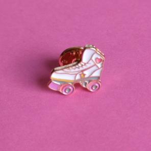 Rollerblading derby enamel pin brooch