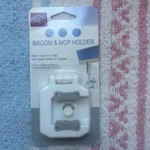 Home Logic broom and mop holder