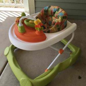 Cosco baby walker
