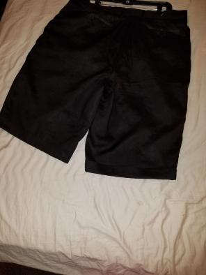 100% Men's Linen shorts size 38