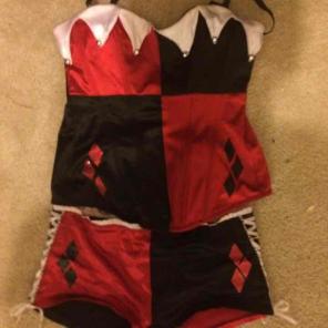 Harley Quinn cosplay outfit