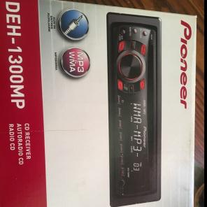 Pioneer DEH-1300MP Car Radio