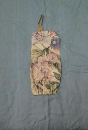 Smaller grocery bag holder
