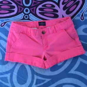 AEO Midi Trouser Shorts Size 8 Hot Pink