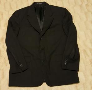 Jeremy Cobb Esquire suit *donating 9/23*