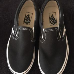 Kids Size 13c low Top Vans