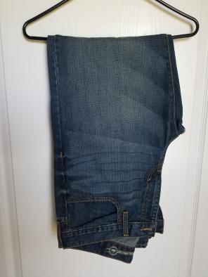 Old Navy 34x32 Loose Jeans