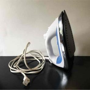 Sunbeam Steam & Dry Iron