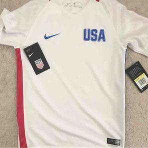 Small Nike youth USA jersey