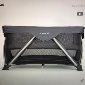 Nuna Sena Travel Crib