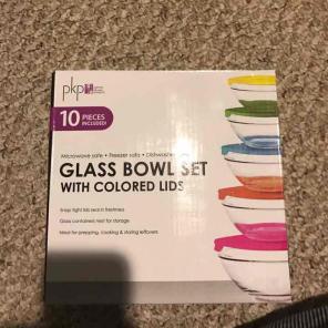 Glass bowl set