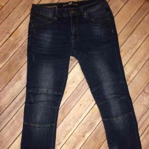 30X30 distressed jeans