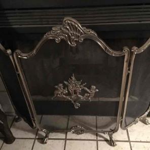 Fire place screen