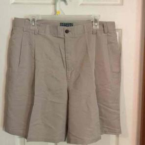 Arnold Palmer khaki golf shorts size 36