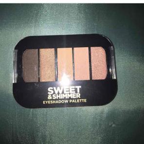Sweet and Shimmer Eyeshadow Palette