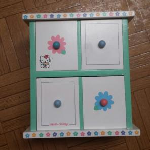 Vintage Hello Kitty Dresser/Jewelry Box