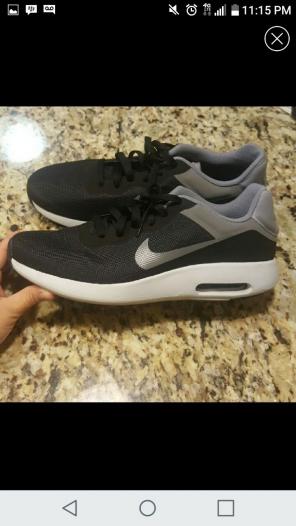 Nike sneakers '10'