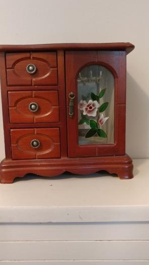 Little Jewelry Box
