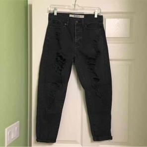 Ripped navy blue boyfriend jeans