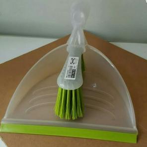 BLANKA
DUST PAN
GREEN