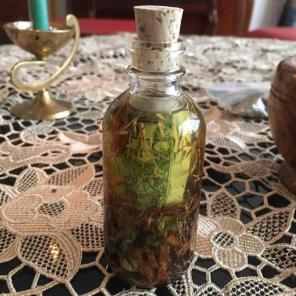 Wiccan Pagan Witchcraft Money Spell Oil