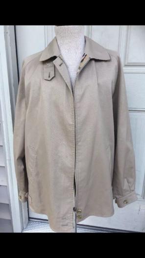 Burberry Men’s Jacket Khaki Size Small