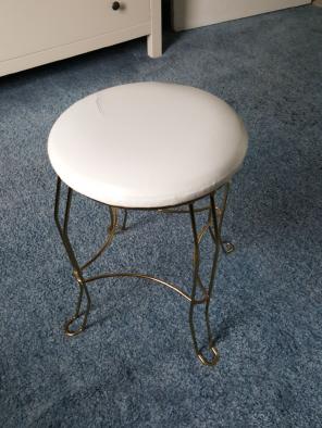 Vanity stool