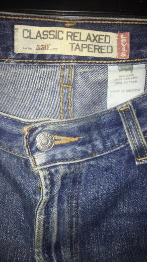 Levi "mom" Jeans.