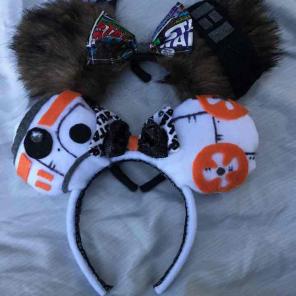 2 Star Wars handmade Mickey ears
