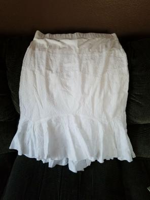 Motherhood Maternity skirt