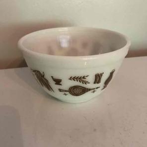 Pyrex early American 401