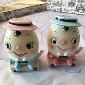 Vintage Humpty Dumpty Salt & Pepper Shkr