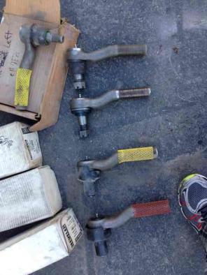 Semi truck tie rod ends