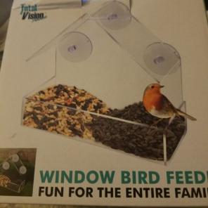 BNIB BIRD FEEDER