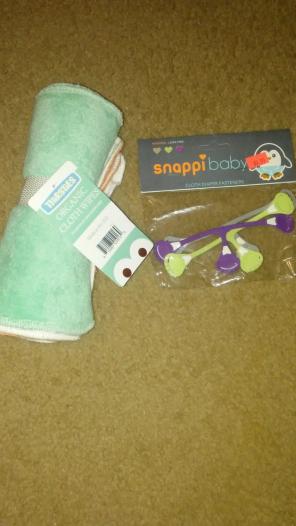 Snappi's and Thirsties organic wipes