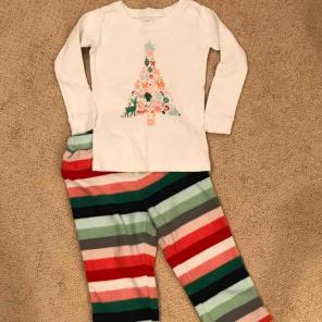 Gap Christmas pajamas (see SIZE below)