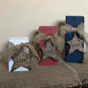 Patriotic Live Laugh Love Decor Set