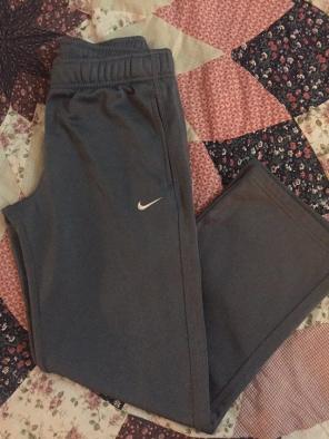 NIKE THERMA-FIT SZ L BOYS PANTS