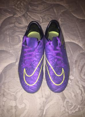 Nike Hypervenom Soccer Cleats Size 7.5