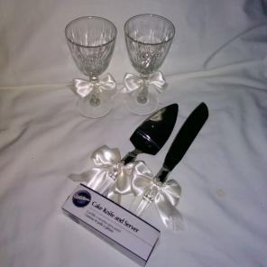 Wilton Wedding Cake Set