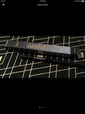 Tarte lip crayon Halloween Black Cat