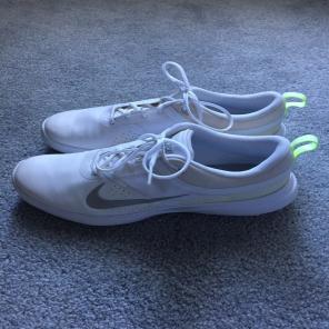 Nike woman's Golf Shoes