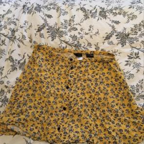 H&M Divided Mustard Flowered Skirt