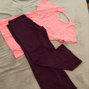 Athleta Bergundy Cropped Yoga Pants