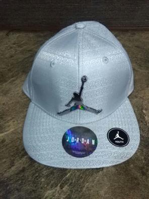 New NWT air Jordan youth snapback 8/20