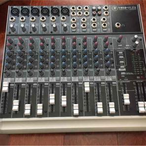 Mackie Premium 14-channel Mixer