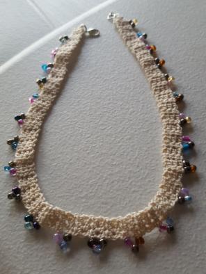 Necklace/ choker