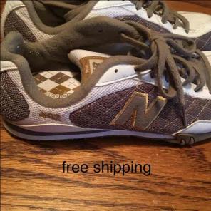 New Balance womens 8.5 shoes brown white