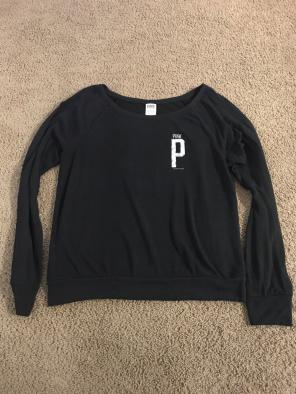 VICTORIA’S SECRET Sweater