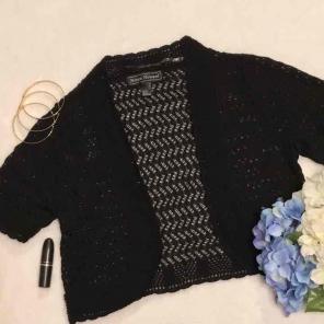 Jessica Howard black knit shrug
